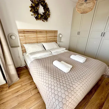 Zlota Nowa Huta Apartamento *
